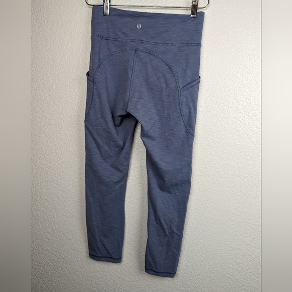 Lululemon invigorate high rise crop 25" - Picture 3 of 4